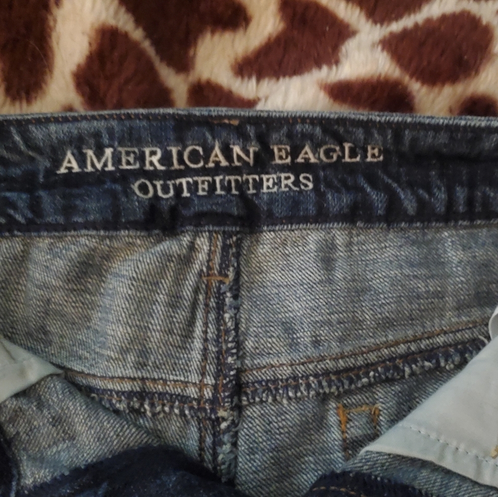 🎉HP American Eagle Patchwork Jean Shorts - Picture 6 of 9